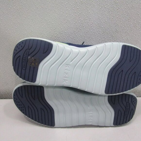 Athletic_Shoes